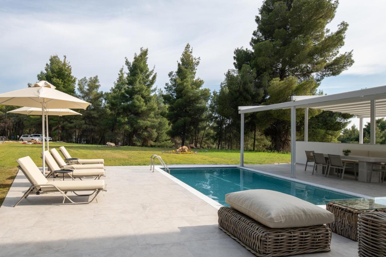 Nikiti Botanic Pool Suites Eksteriør billede